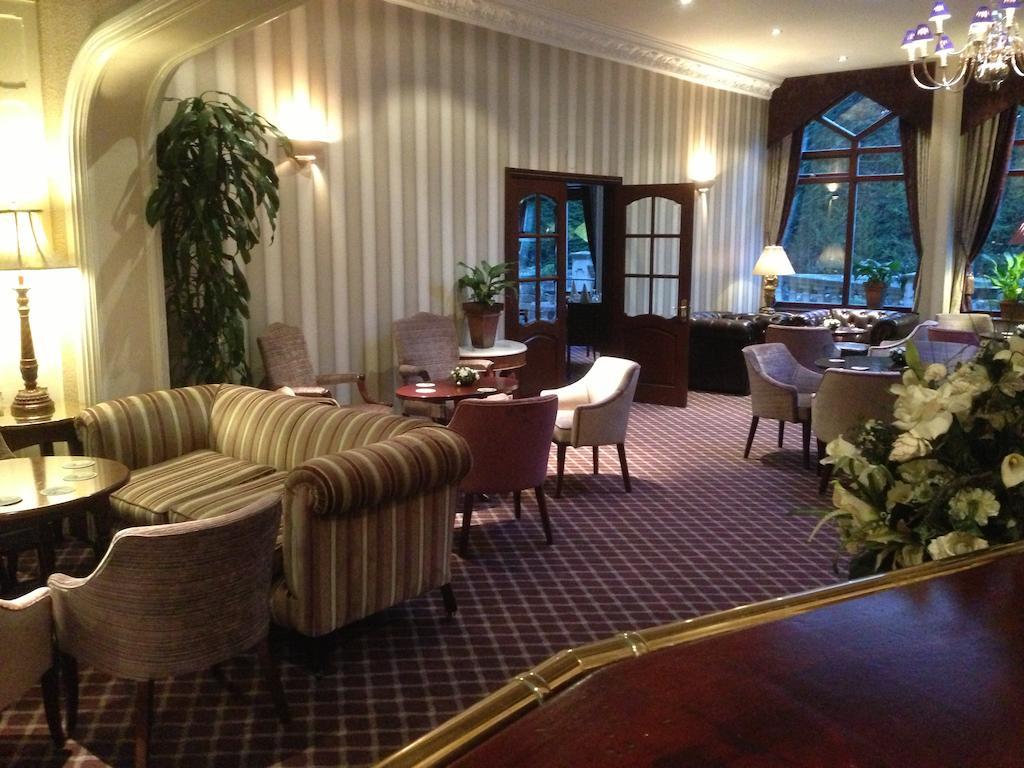 Oakwood Hall Hotel Bingley Esterno foto
