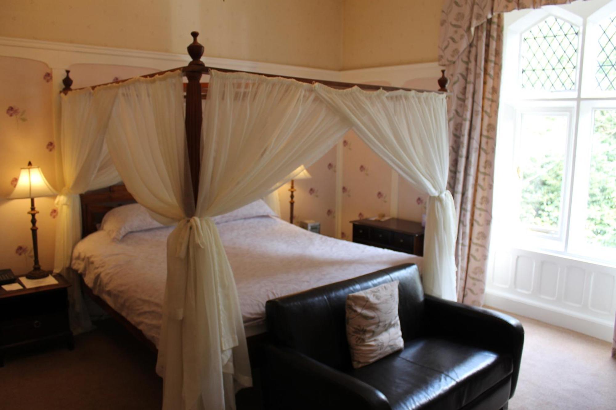 Oakwood Hall Hotel Bingley Esterno foto
