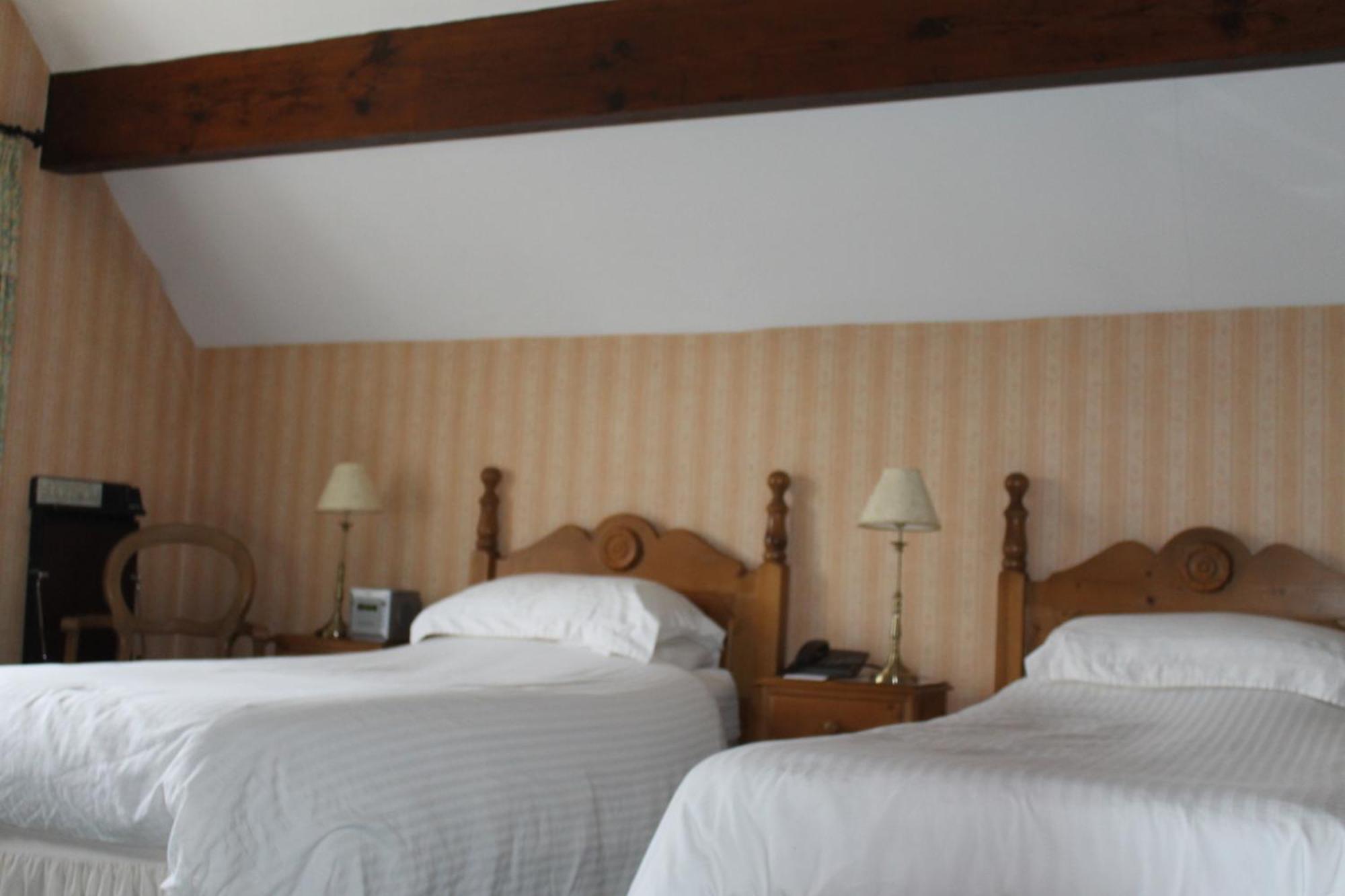 Oakwood Hall Hotel Bingley Esterno foto